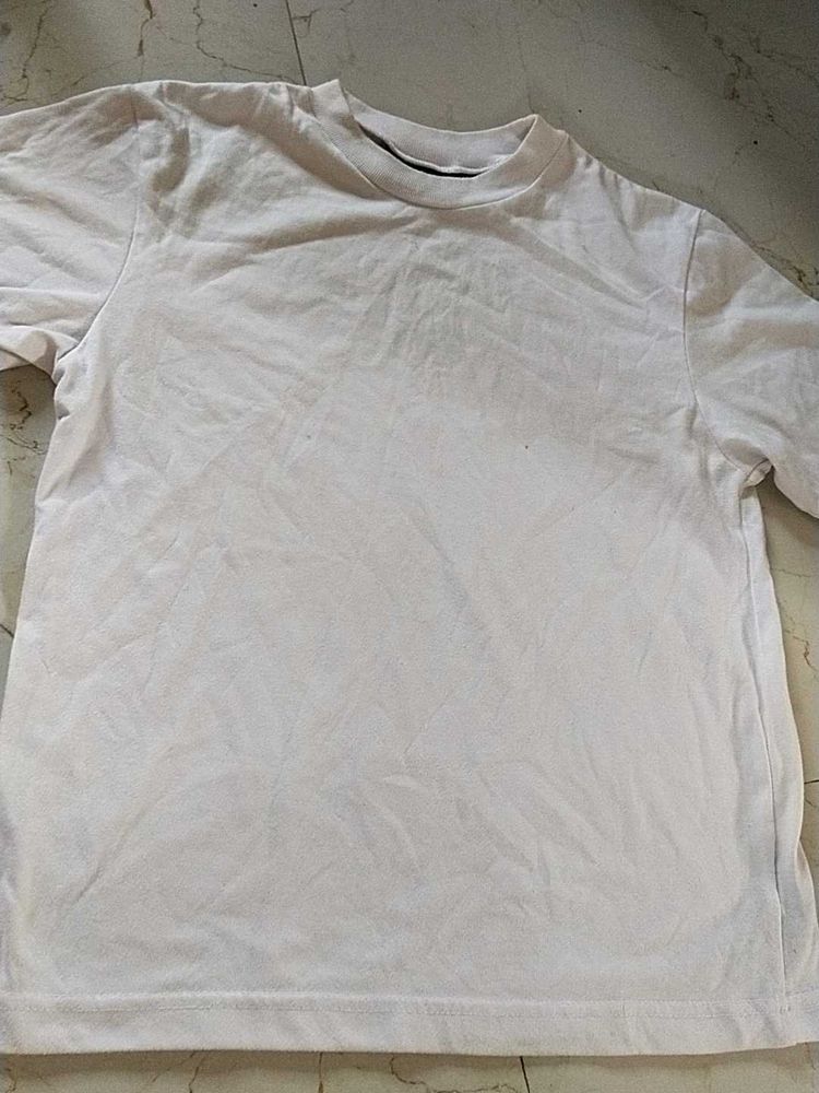 White Basic Tshirt