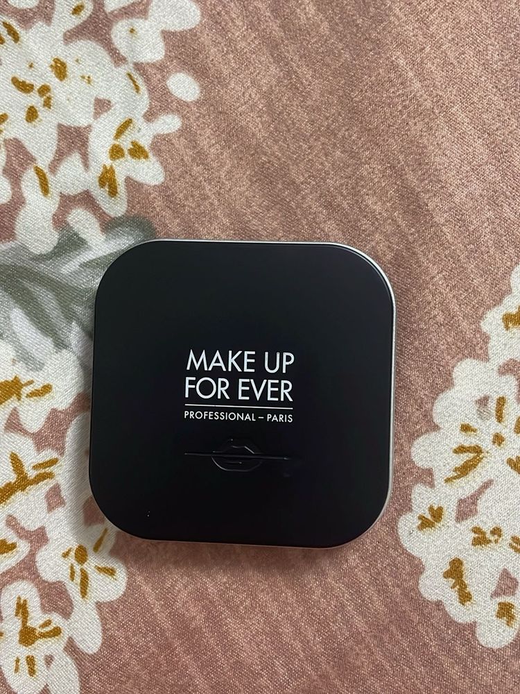 MAKE UP FOR EVER Compact