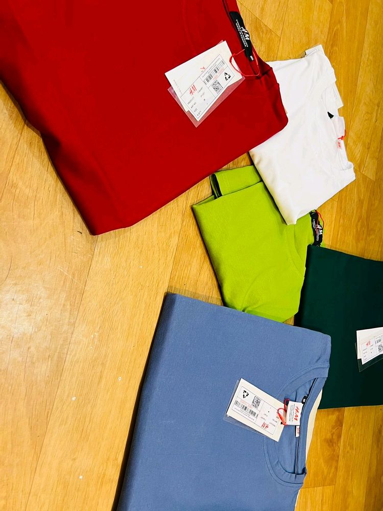 H &amp; M Tshirts