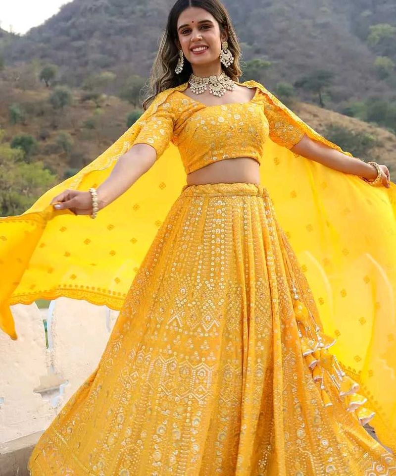 🔥Golden mustard Lehnga🥻