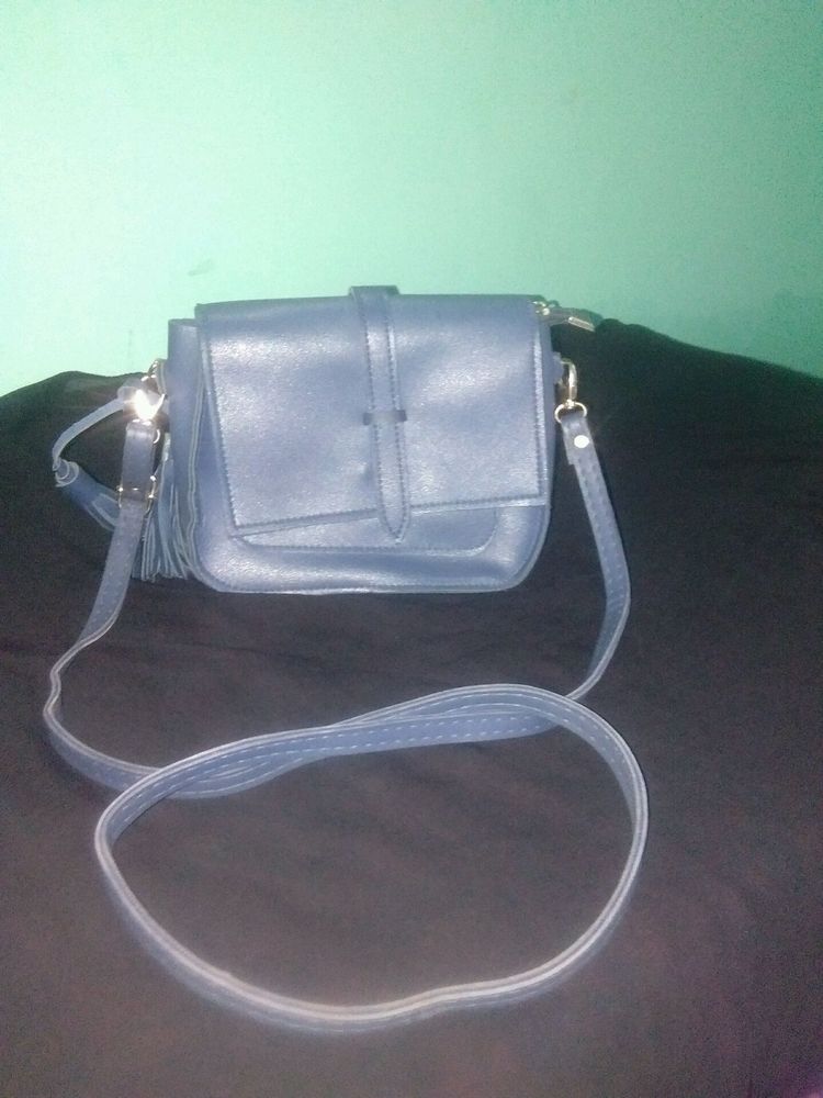 Sling bag (adjustuble)