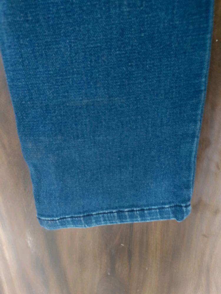 Blue Stretchable Jeans