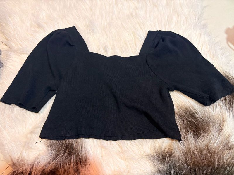Black Puff Sleeve Top