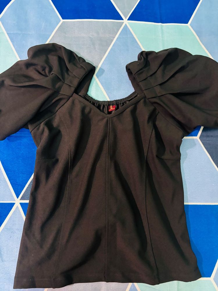 Chic Black Puff Sleeve Top