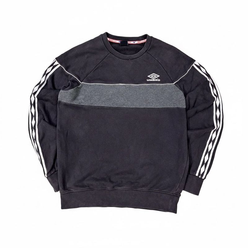 Umbro Striped Sleeve Sweatshirt