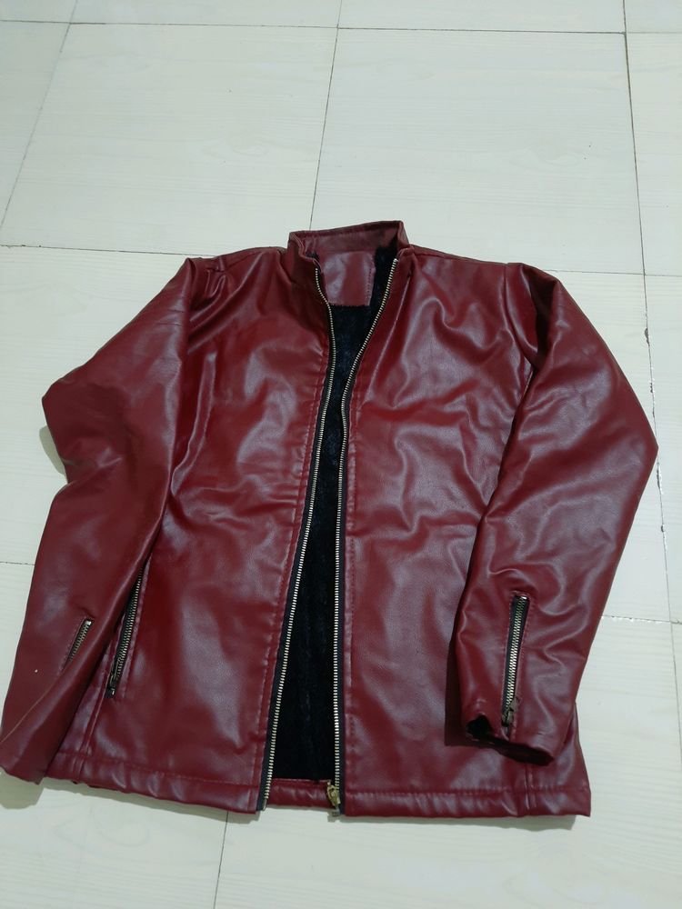 MAROON LEATHER JACKET