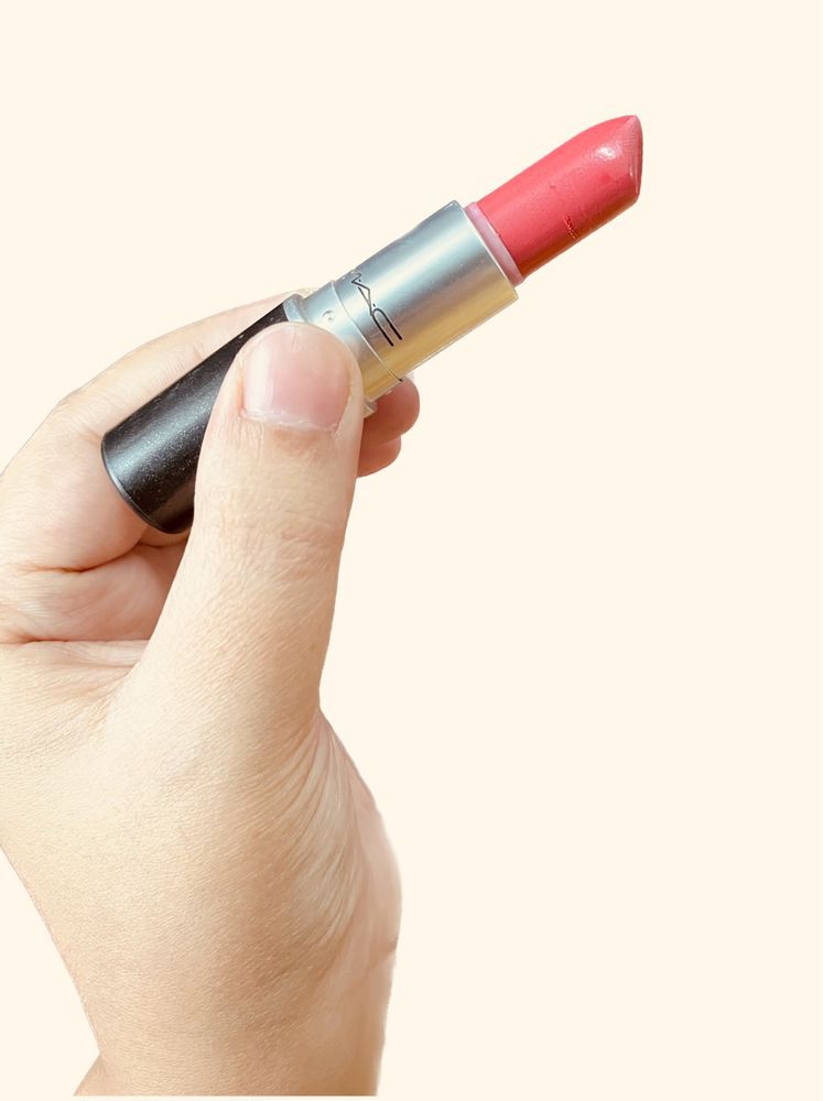 MAC Speak Louder Lipstick