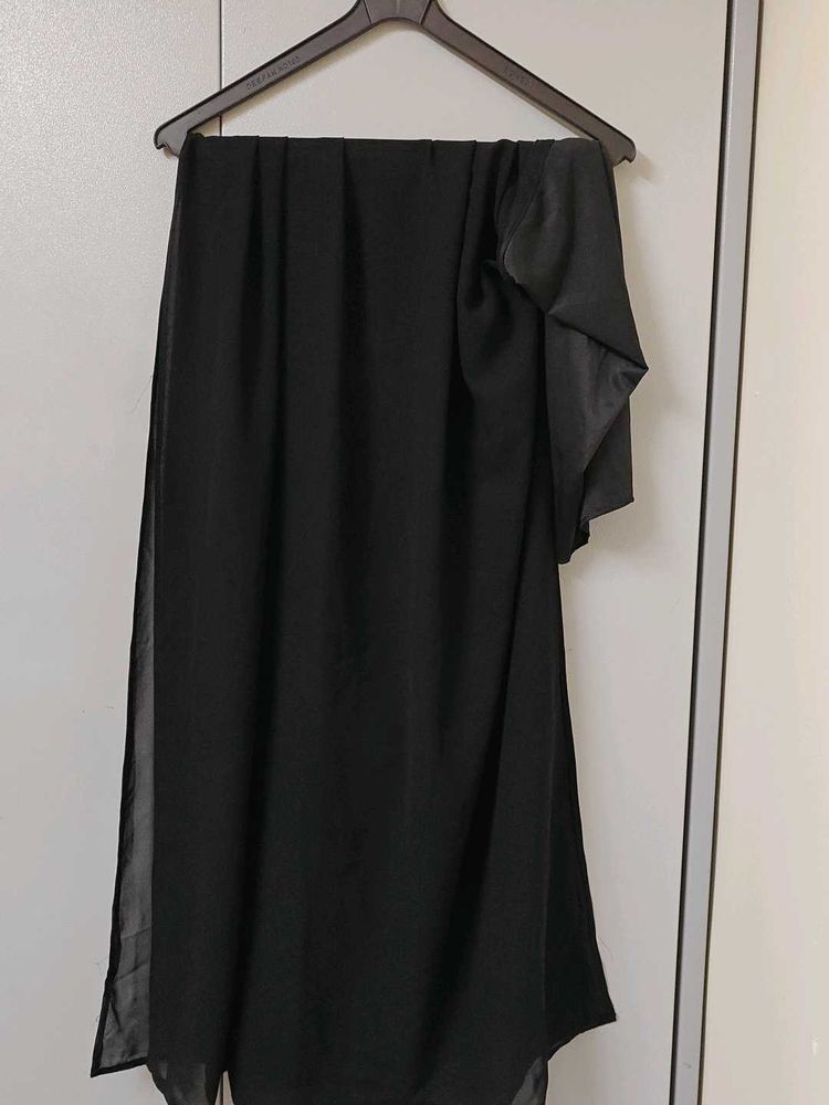 Elegant Black instant hijab with attached c