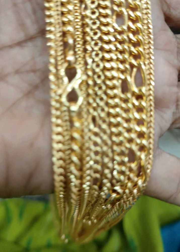 Golden Bangle Set