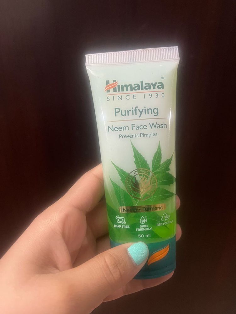 Himalaya Purifying Neem Face Wash