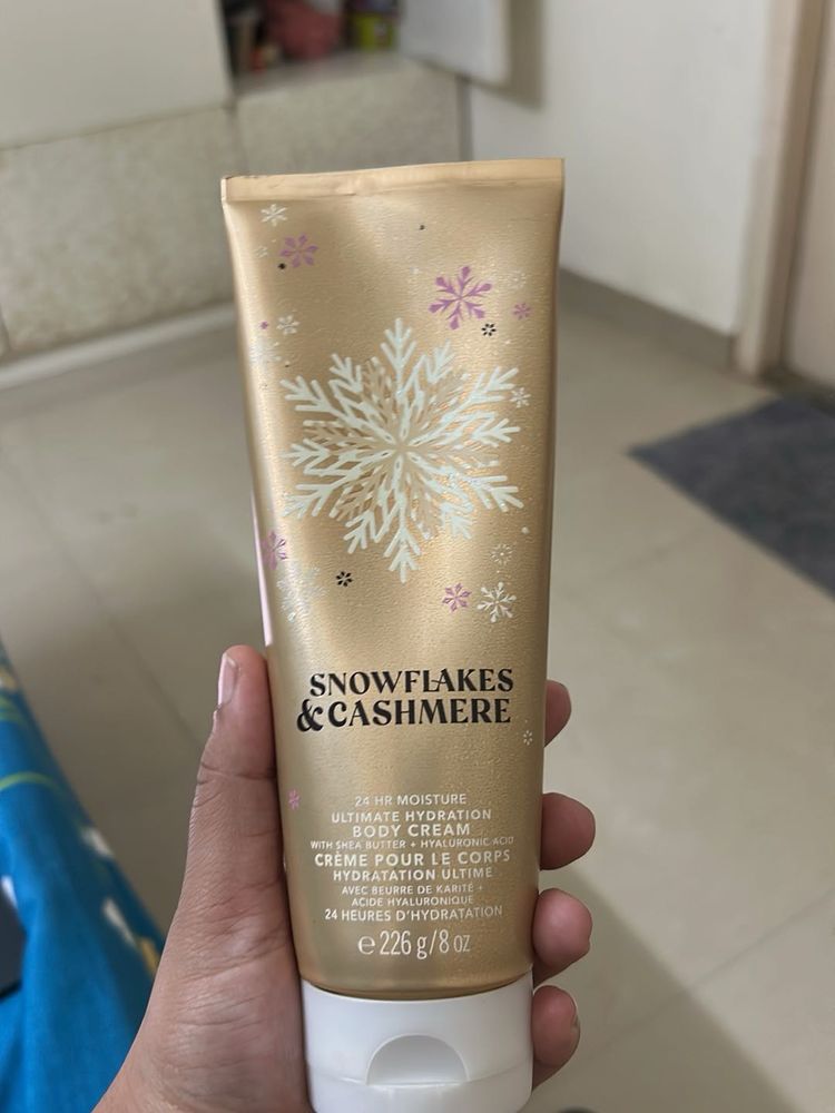 Snowflakes and Cashmere lotion