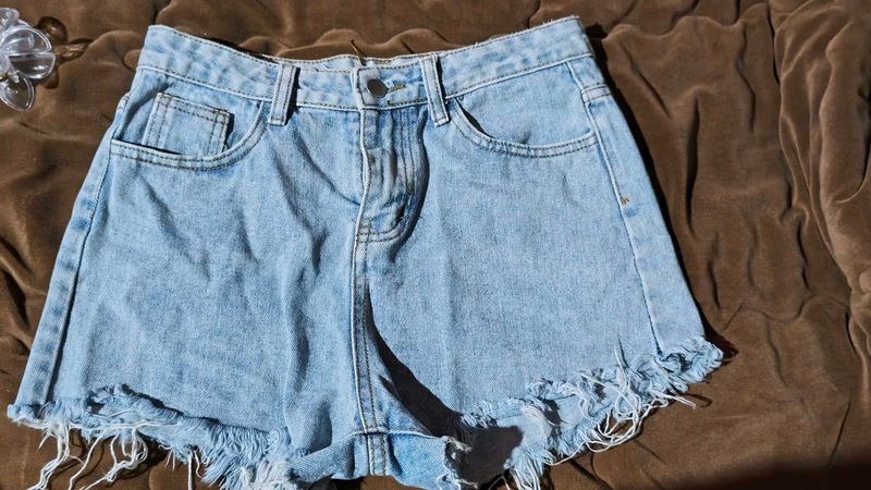 Frayed Hem Denim Mini Short