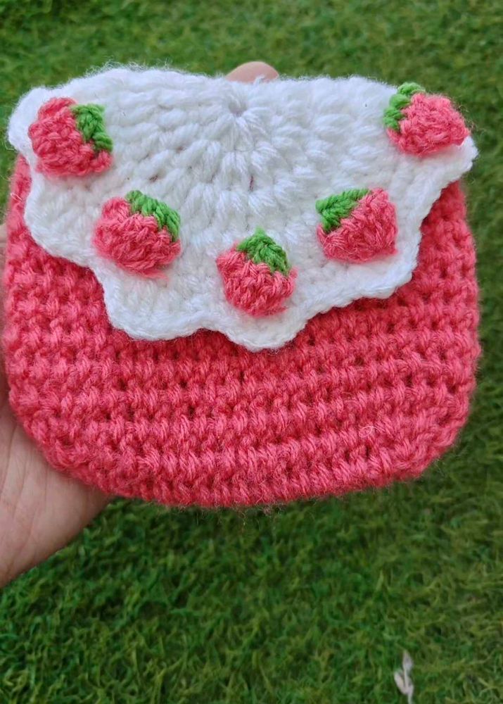 Strawberry Crochet Clutch