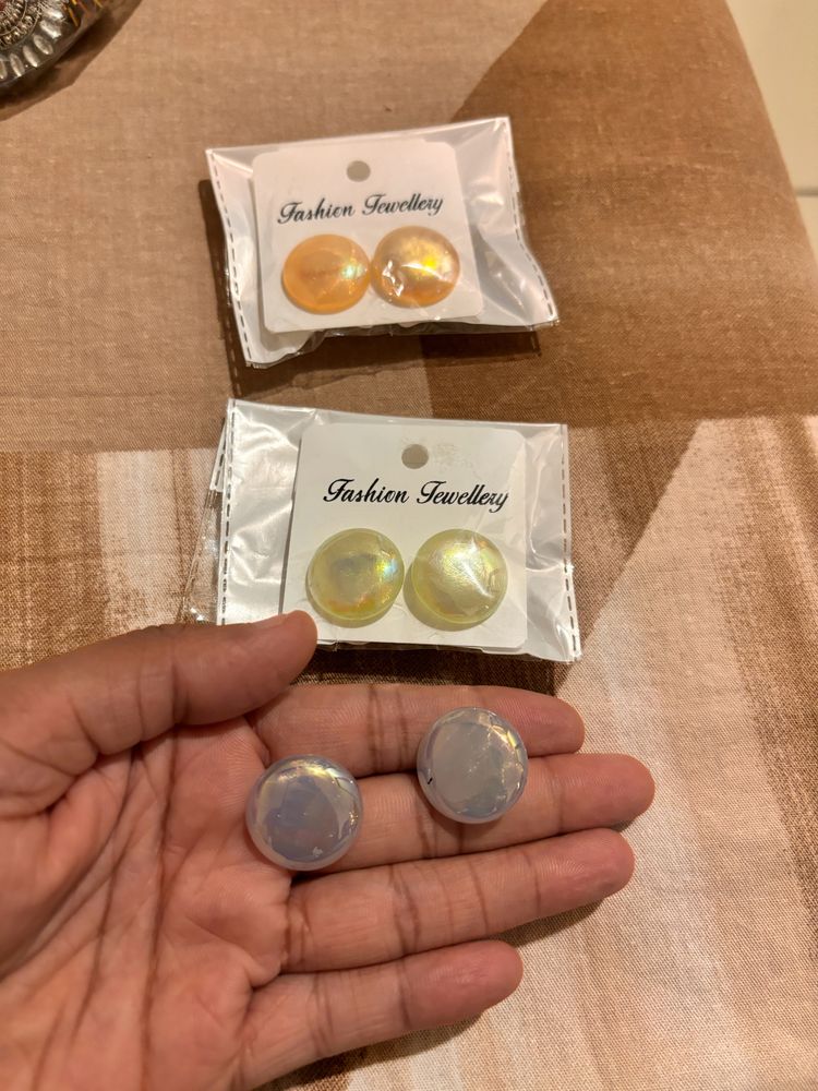 Colorfull Stud Earrings (pack Of 3)
