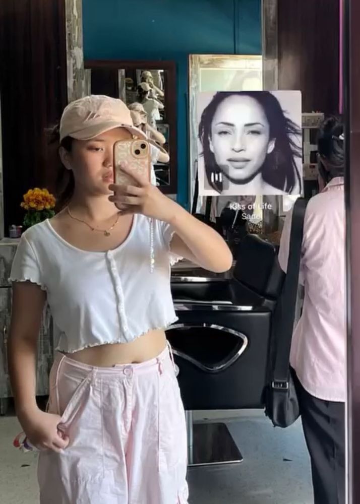 H&amp;M White Crop Top