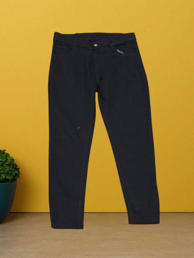 E@67 Size-32 Slim Jeans