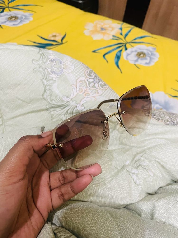 Stylish Rimless Sunglasses