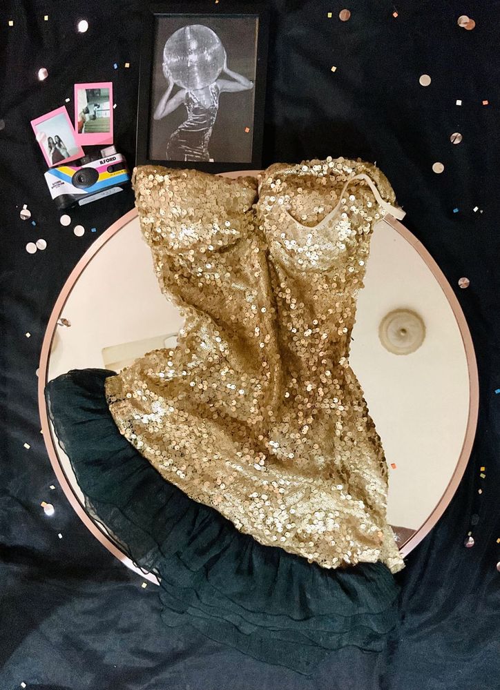 Gold Ruched Dress👸