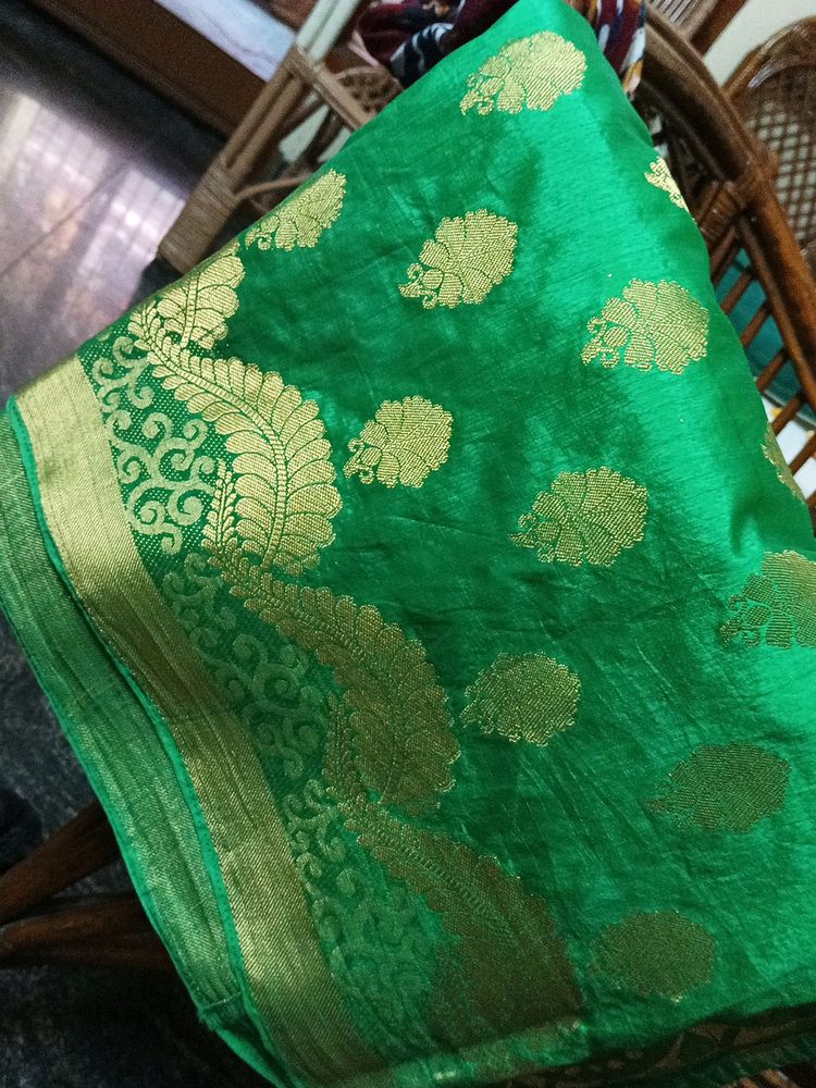 Beautiful Parrot 🦜 Green Colour Saree