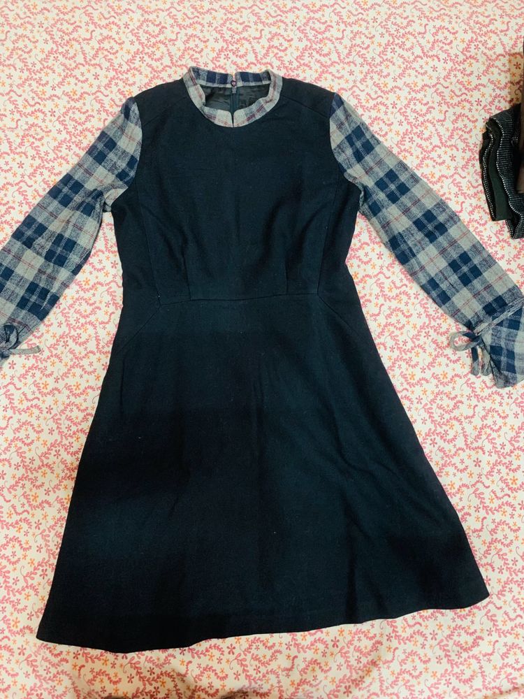 Unique Blue Dress Plaid Sleeves