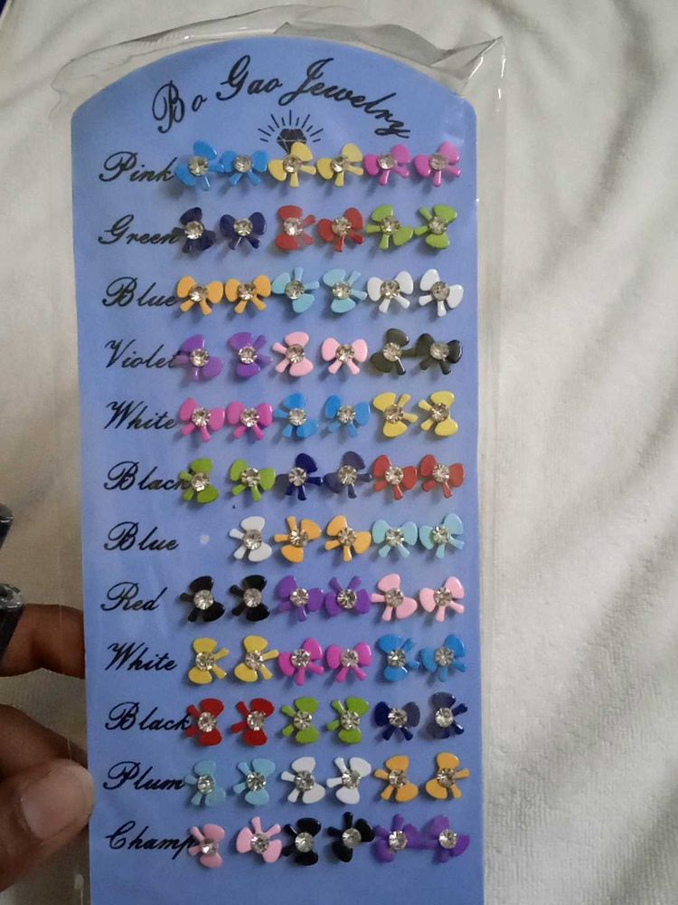 Studs 36(pair)
