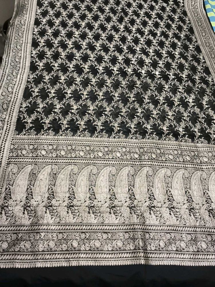 Vintage Black &amp; Silver Banarasi Silk Saree