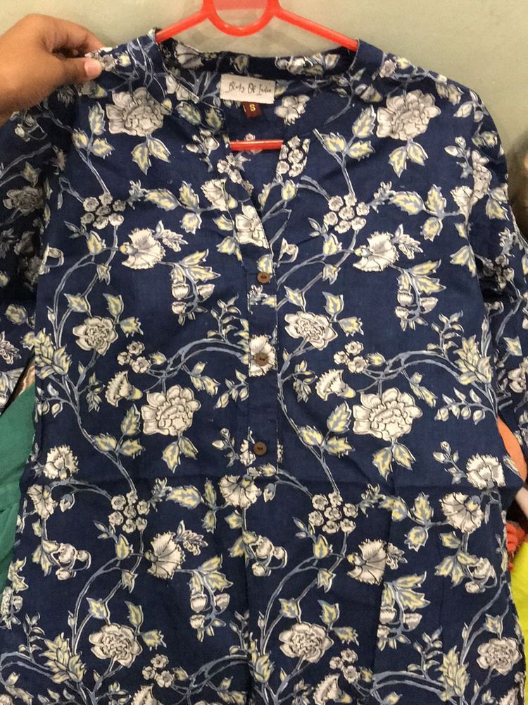 Short Kurti