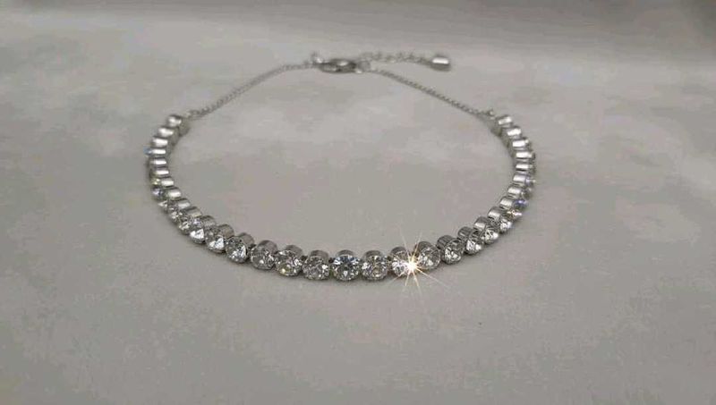 Sparkling Silver Choker