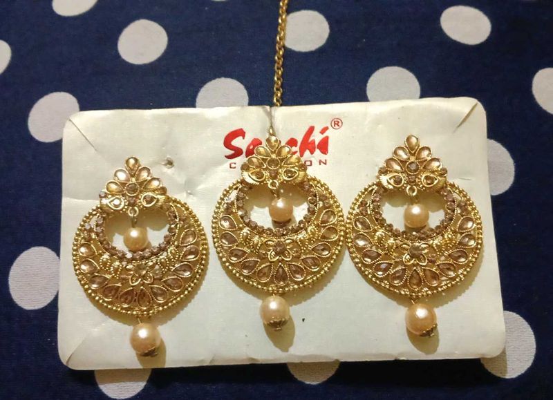 (Earrings And Bindi Set)Elegant Indian Jewellery..