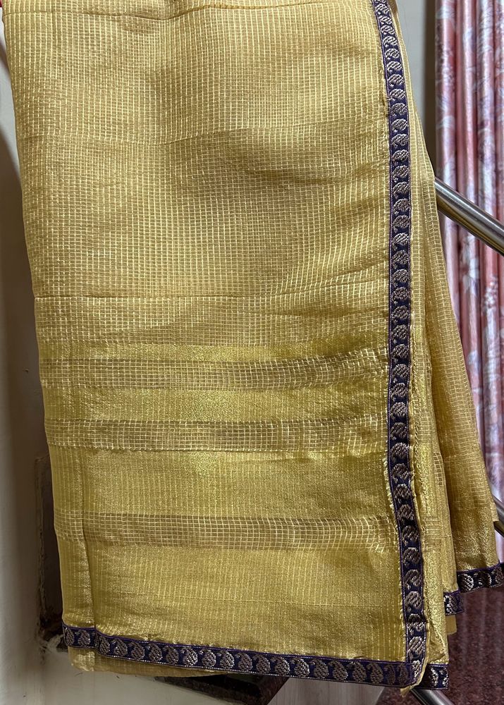 Daily Use Light Weight Saree 💫