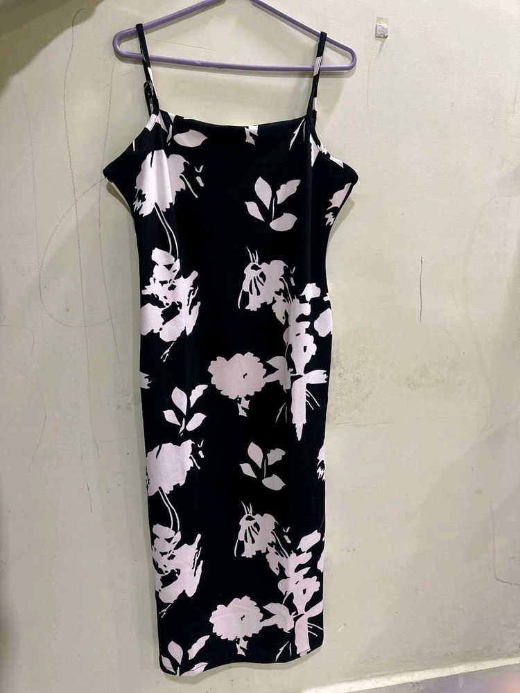 LYCRA Sleevless Solid Dress