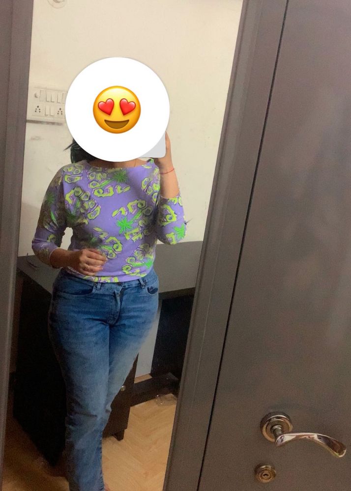 Trendy Fashionable Top