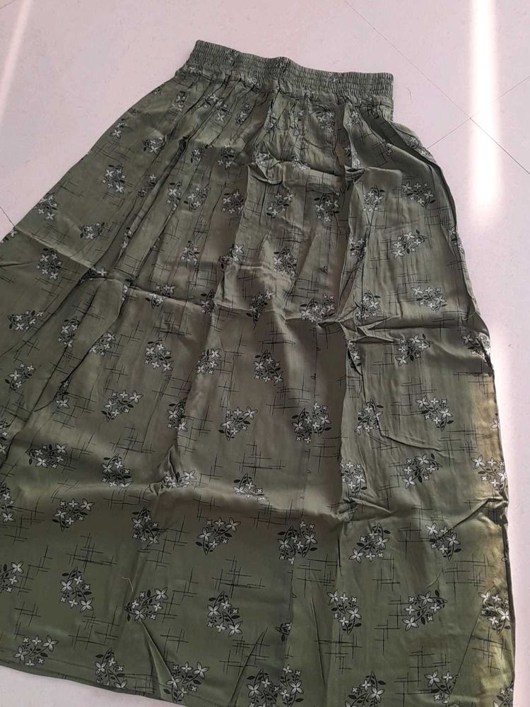 Like New Skirt Offer