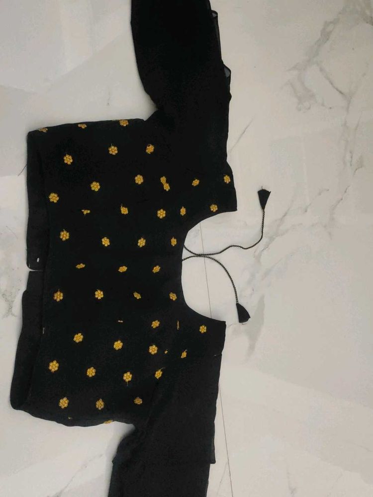 Flored Sleeve Blouse