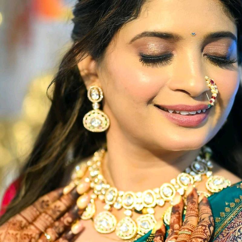 Stunning Kundan Jewelry Set