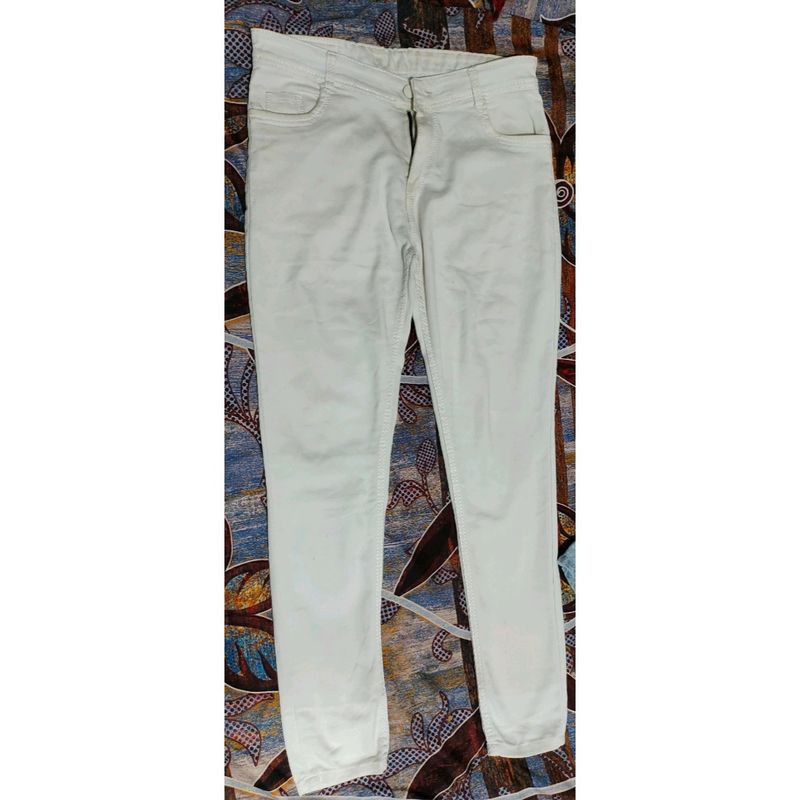White Pant