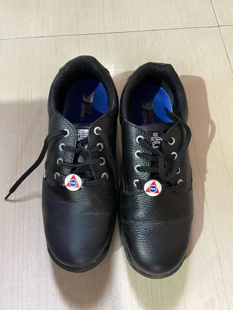 Safety Shoes For Men