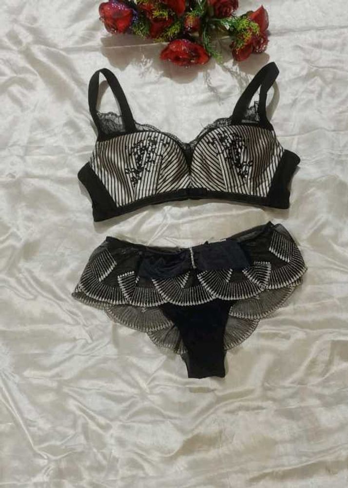 Bikini Set 🖤🖤