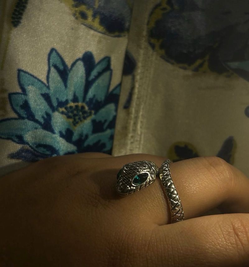 EMERALD EYE Serpent Ring