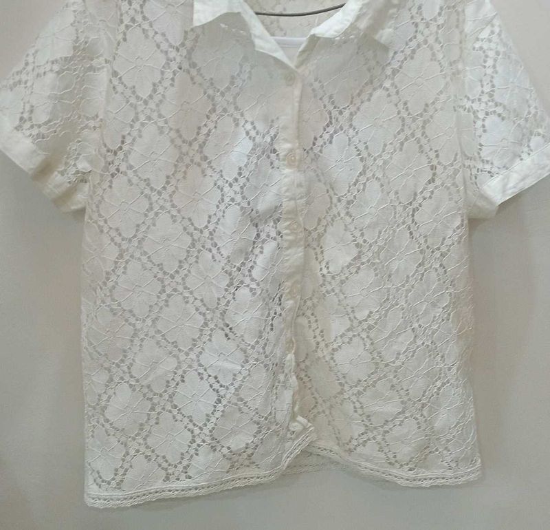 A Woman White T-shirt 👕