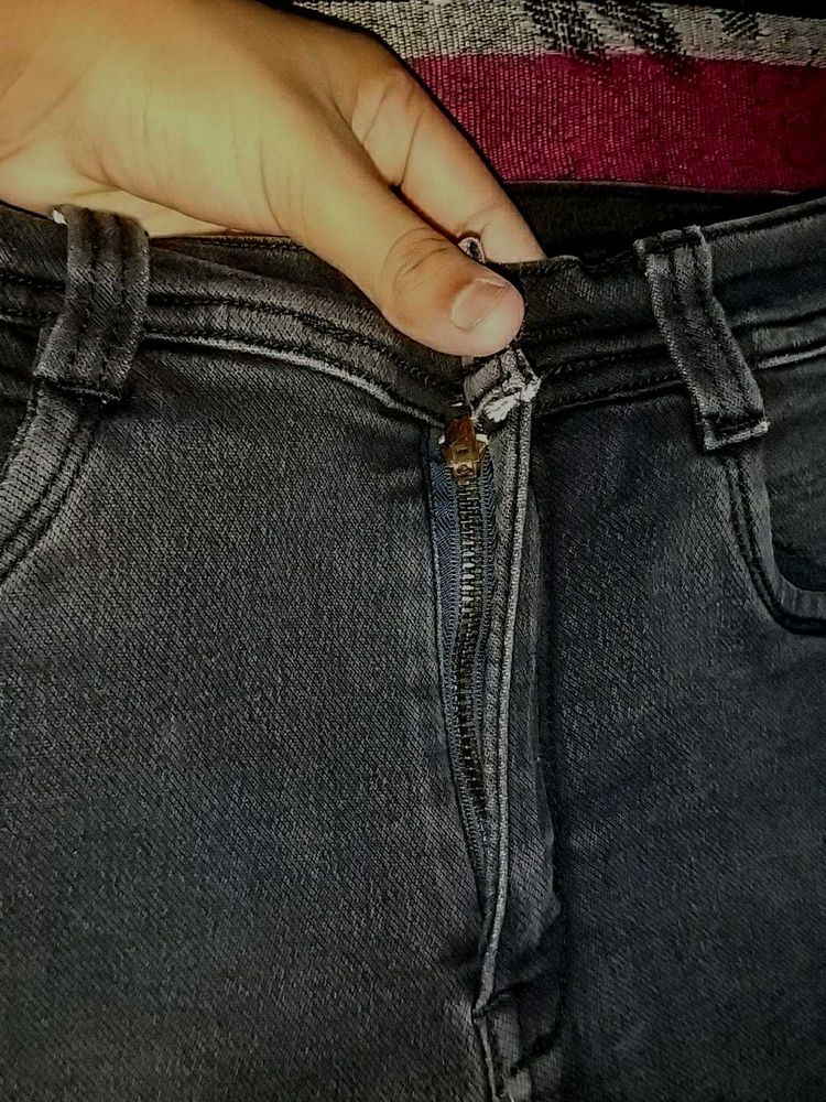Dark Black Denim Jeans🖤