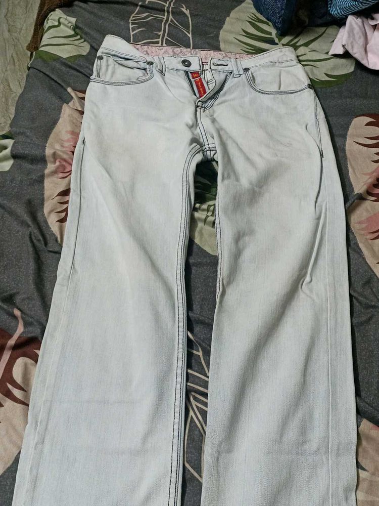 Light Wash Denim Jeans