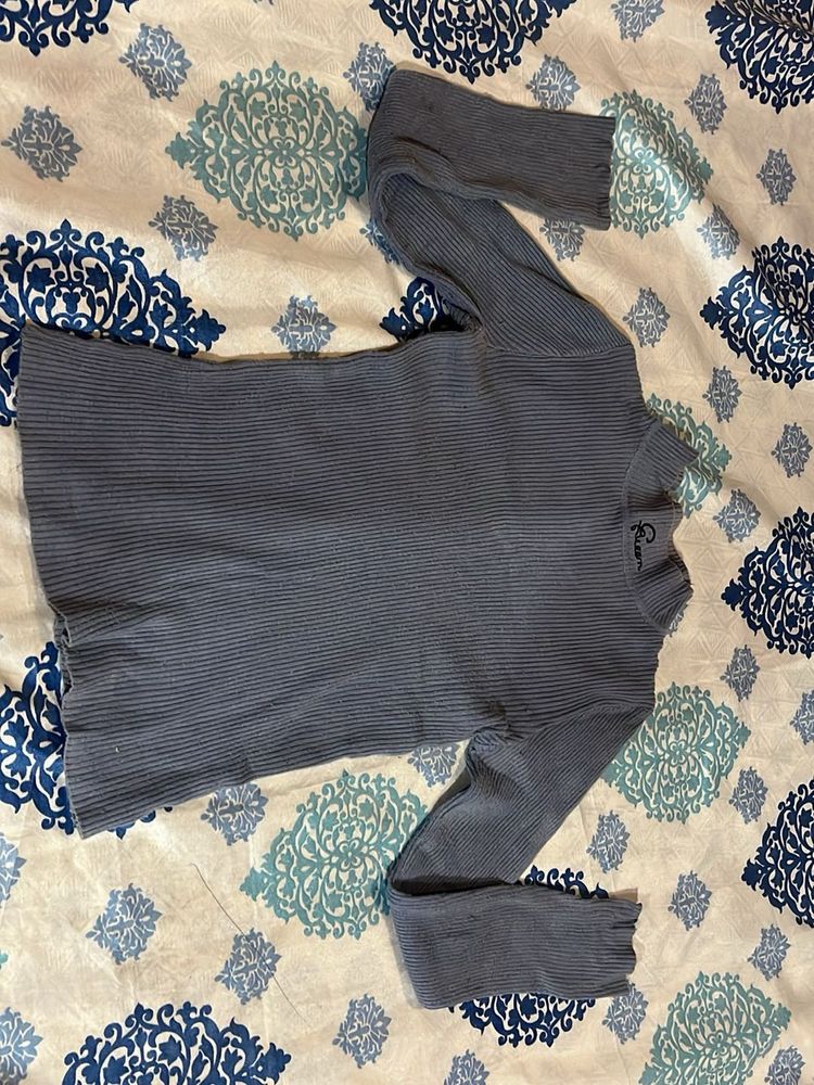 Stylish Gray Long Sleeve Top