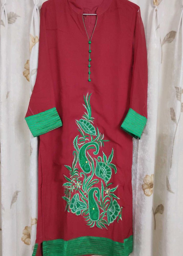 Elegant Embroidered Kurta