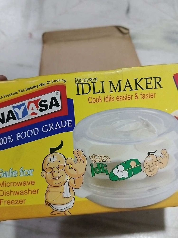 Microvavable Idly Momo Cooker