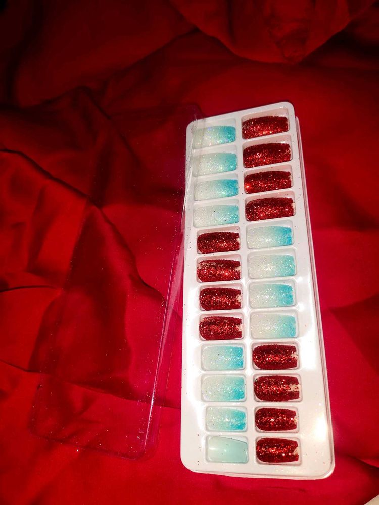 DIY NAILS 💅🏻 24 PCS.