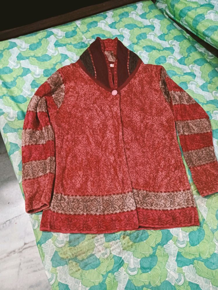 BEAUTIFUL VELVET WOLLEN SWEATER!