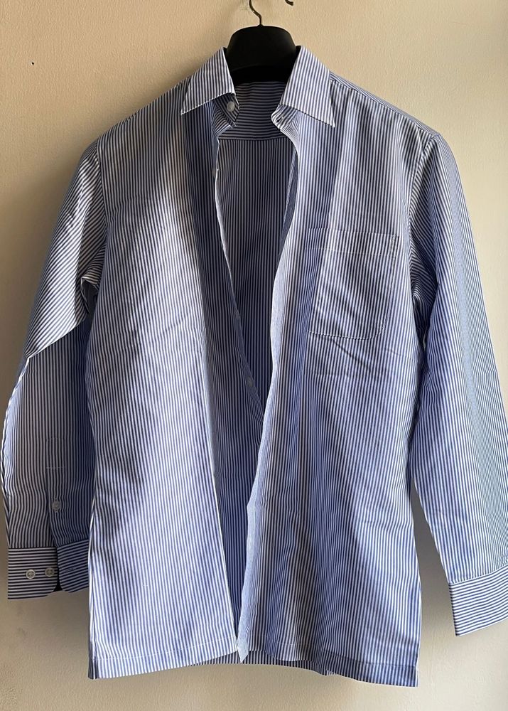 Blue &amp; White Striped Shirt – Classic &amp; Chic