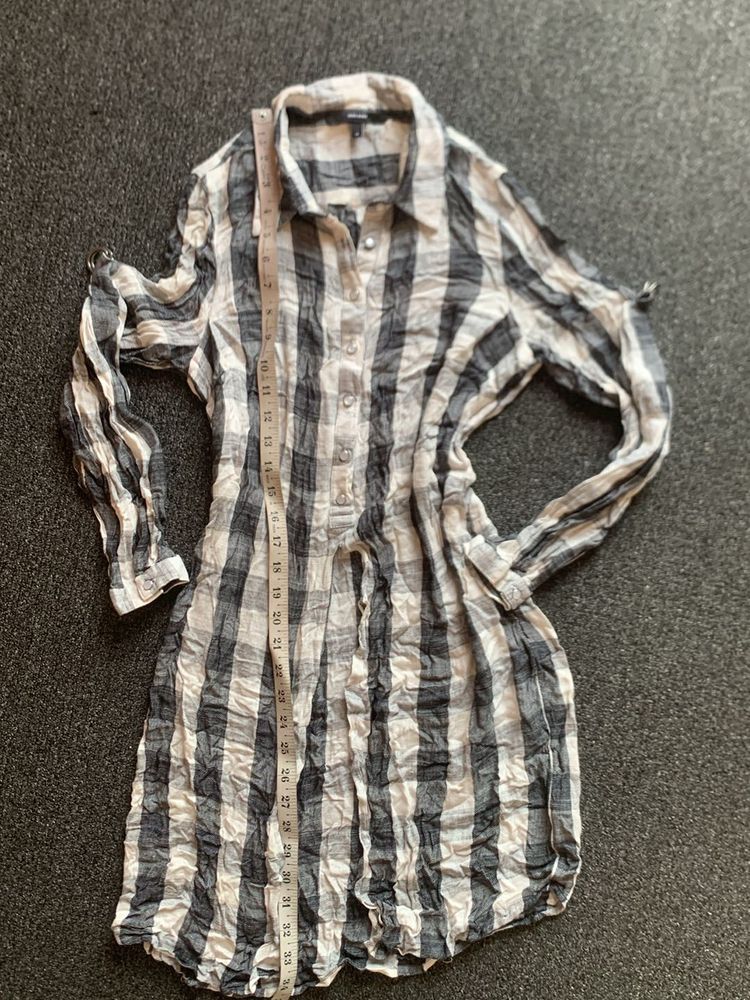 Aline Collar Excellent Condition