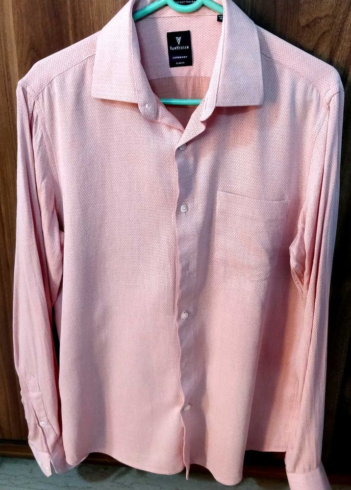 Van Huesen Coral Pattern Shirt 38